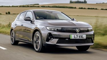 Vauxhall Astra - dynamic front 3/4